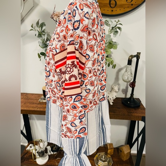 Loose Fit Floral Striped Blouse Top - Picture 6 of 8